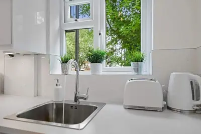 Image de Guest Homes | Rosebank Gardens