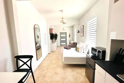 Image de Centrally Located Modern Studio @ Santurce
