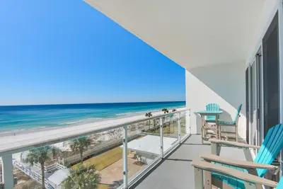 Image de Remodeled 2br gulf-view condo, bunk room, spring & summer ready.