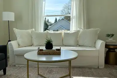 Image de Cozy Newly Remodeled Cottage Minutes from Ferry! Peaceful Retreat!
