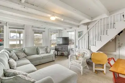 Image de Charming Westbrook Cottage, Steps to Private Beach