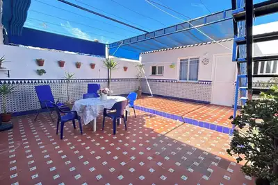 Image de Casa Mariló, Tu Hogar en el Corazón de Chipiona\"