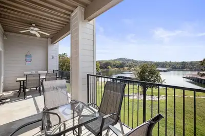 Image de Cc225, 3-Br Table Rock Lakeside Tranquility Condo