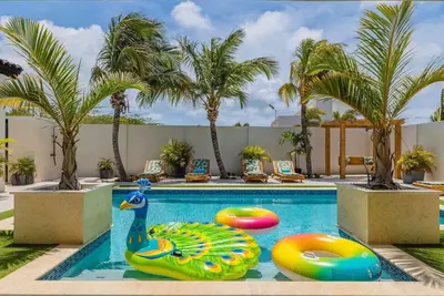 Image de Brand New Spacious 5br Villa w/Large Private Pool