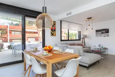 Image de Sa Riera White on the Beach by Interhome