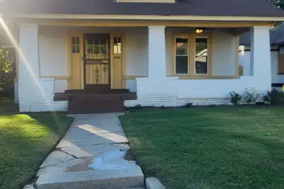 Image de Historic Comfort Bungalow