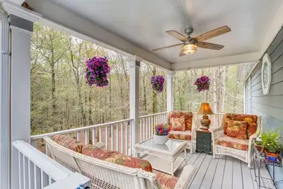 Image de Waleska Loft: Stocked Kitchen + Breakfast Included