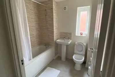 Image de Full house- Free Parking, Wifi, and appliances to make your stay comfortable.