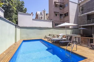 Image de Appartement avec piscine et terrasse, pour 6