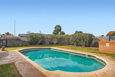 Image de Arizona Daydream + Private Pool + Ev Charger