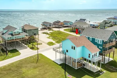 Image de Beautiful Sunrises & Sandy Sea Views, Relax!