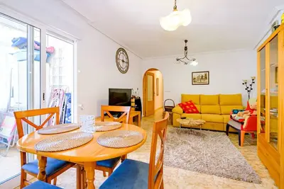 Image de Apartment with 3 bedrooms near the sea and the beach!