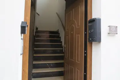 Image de Hank's House