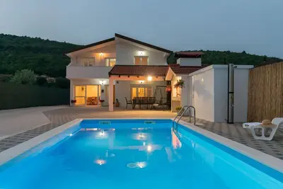 Image de Villa Ivona pres d'Imotski, piscine privée