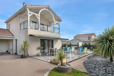 Image de Maison familiale avec jacuzzi à Pornic