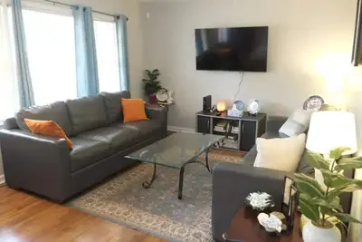 Image de Entire house with 3 bedroom/1. 5 bath