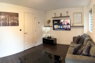 Image de Cosy 3 Bedroom Apartment Close to Old Trafford, Media City & The Trafford Centre