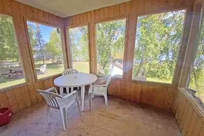 Image de Sun, Sand, Visit \"Sugar Shores\"