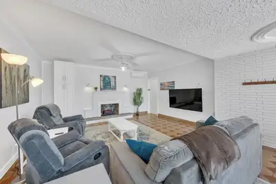 Image de Parkside Flat #5 - Seacliff Beach Suites