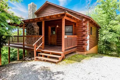 “Elk Summit” Log Cabin* Awesome Views!