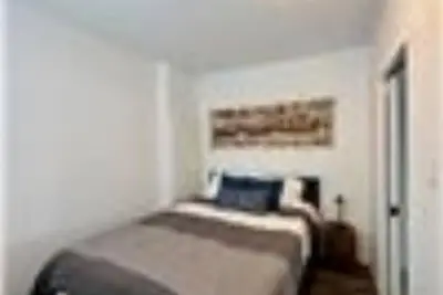 Image de Chalet a 3min du Mont Orford!