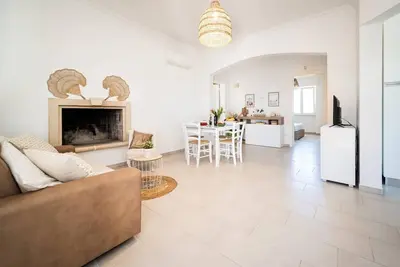 Image de Villa Maris [garden parking outdoor veranda]