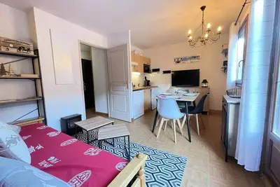 Image de Appartement cozy au pied des pistes dans une résidence avec piscine