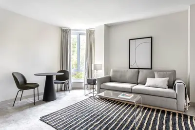 Image de Heart of Back Bay 3br 2ba Condo\n