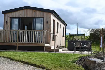 Image de Cae Pren, romantic, with hot tub in Llanfair Caereinion