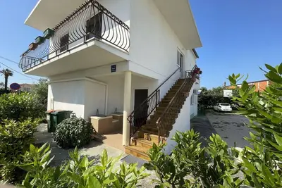 Image de Belle maison de vacances privée pour 12 personnes avec climatisation, Wifi, Tv et terrasse