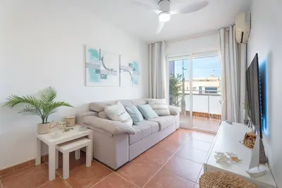 Image de Appartement 'Chillout I'akevan' avec vue sur la mer, piscine partagée et Wi-Fi