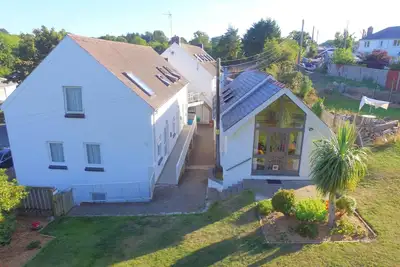Image de Secluded 2 Bed Lodge in coastal village Goodwick
