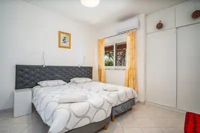 Image de Chambre \"Galé\" avec piscine partagée, Wi-Fi et climatisation