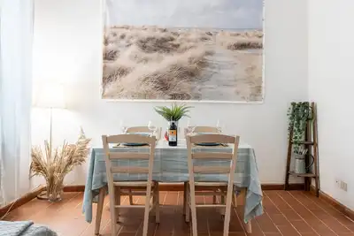 Lungarno Charismatic Apartment with Private Garden