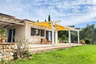 Villa à Porto Santo Stefano avec 2 chambres à coucher, 4 couchages