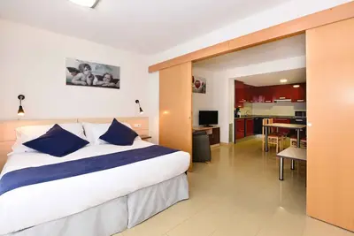 Image de Appartement d´hôtel avec air conditionné
