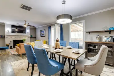 Image de Hot Tub & Hiking Trails: Luxe Georgia Farm Retreat