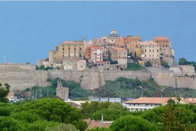 Image de Vaste maison familiale - Belle vue - 5 chambres