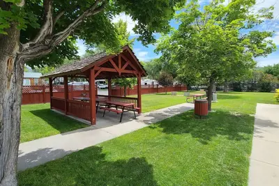 Image de Pet Friendly|Hot Tub|Full Kitchen|Seasonal Pool