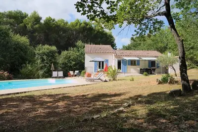 Image de Maison de Vacances, piscine et nature en Provence