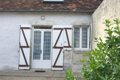 Image de Maison cosy proche de Blois avec cheminée, cour fermée, animaux acceptés et activités variées à proximité