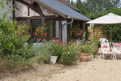 Image de Gîte rustique à Cheverny: nature, tennis, animaux bienvenus, pêche et châteaux de la Loire à proximité