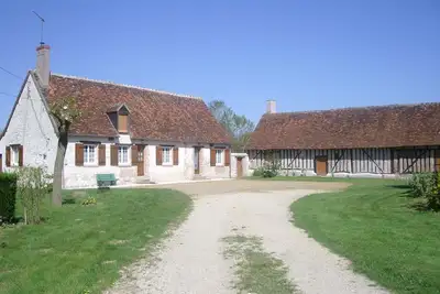 Image de Maison de campagne près de Chambord, 3 chambres, cheminée, terrasse, proche forêt et pistes cyclables