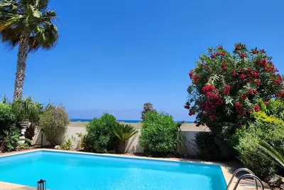 Image de Budget Escape to Pervolia Seaside
