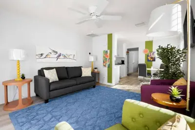 Image de Cool Cozy Getaway with Hot Tub