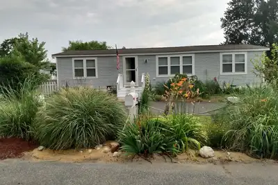 Image de Cozy House, in the Historic Bowers Beach. Pet Friendly and Quiet.