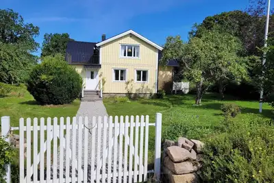 Image de Yellow Country House in Wonderful SmĂĄland