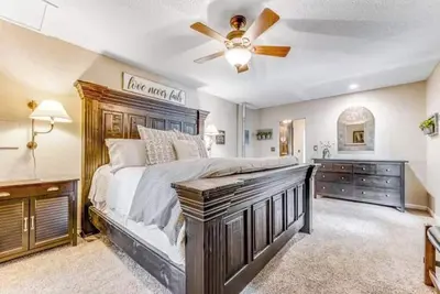 Image de Cozy Sedona Hideaway w/ deck, firepit & walking distance to trails & restaurants