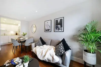 Image de Stylish 2 bed flat in Canary Wharf