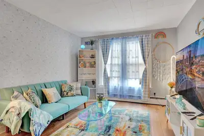 Image de Float away into serenity in our beautiful home